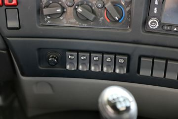 �������ó� �����ؿ� 420���� 6X4ǣ����ͼƬ