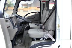 江铃 凯锐800 豪华版 120马力 3.2米双排栏板轻卡(JX1053TSGA23) 江铃 凯锐800 豪华版 120马力 3.2米双排栏板轻卡(JX1053TSGA23)