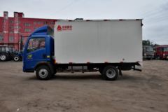 中国重汽HOWO 悍将 88马力 4.2米单排厢式轻卡(ZZ5047XXYC3414D143)