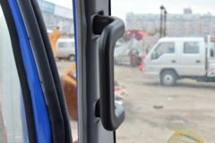 中国重汽HOWO 悍将 88马力 4.2米单排厢式轻卡(ZZ5047XXYC3414D143)