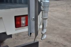 中国重汽HOWO 悍将 88马力 4.2米单排厢式轻卡(ZZ5047XXYC3414D143)