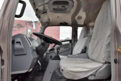 中国重汽HOWO 统帅 154马力 5.2米排半厢式载货车(ZZ5137XXYF421CD1)