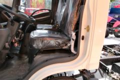 大运 奥普力 109马力 4.12米单排轻卡底盘(CGC5043XXYHGC33D)