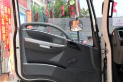 大运 奥普力 109马力 4.12米单排轻卡底盘(CGC5043XXYHGC33D)