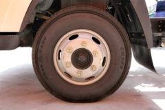 大运 奥普力 109马力 4.12米单排轻卡底盘(CGC5043XXYHGC33D)