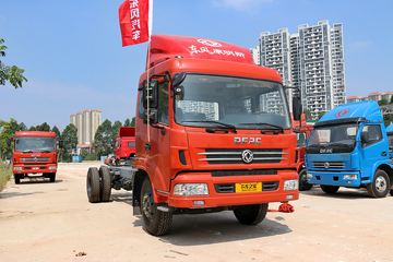 东风 凯普特C中卡 160马力 4X2 6.7米排半厢式载货车底盘(DFA5120XXYL15D7AC)
