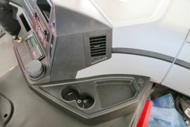 红岩杰卡&nbsp;牵引车驾驶室                                               图片