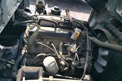 飞碟奥驰 A2系列 112马力 4X2 4.2米单排栏板轻卡(FD1047W17K4)