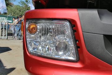 ���� ŷ����5ϵ�п� 170���� 4X2 7.75���ػ�������ͼƬ