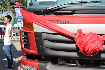 ���� ŷ����5ϵ�п� 170���� 4X2 7.75���ػ�������ͼƬ