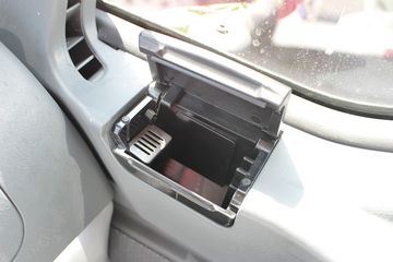 ���� ŷ����5ϵ�п� 170���� 4X2 7.75���ػ�������ͼƬ