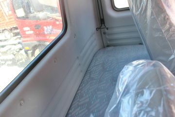 ���� ŷ����5ϵ�п� 170���� 4X2 7.75���ػ�������ͼƬ