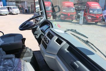 ���� ŷ����5ϵ�п� 170���� 4X2 7.75���ػ�������ͼƬ