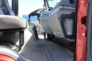 ���� ŷ����5ϵ�п� 170���� 4X2 7.75���ػ�������ͼƬ