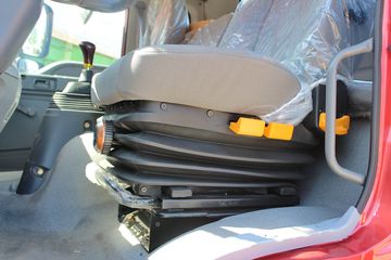 ���� ŷ����5ϵ�п� 170���� 4X2 7.75���ػ�������ͼƬ