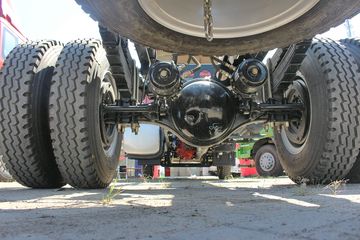 ���� ŷ����5ϵ�п� 170���� 4X2 7.75���ػ�������ͼƬ