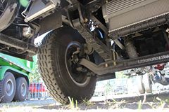 福田 欧马可5系中卡 170马力 4X2 7.75米载货车底盘(BJ5169XXY-A3)