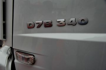 �й����� ˹̫��D7B�ؿ� 340���� 6X2 LNGǣ����ͼƬ