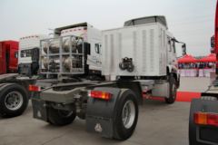 中国重汽 斯太尔M5G重卡 290马力 4X2 LNG牵引车(ZZ4181M421GE1L)