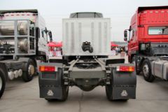 中国重汽 斯太尔M5G重卡 290马力 4X2 LNG牵引车(ZZ4181M421GE1L)