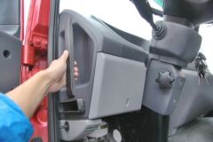 中国重汽 斯太尔M5G重卡 280马力 4X2牵引车(ZZ4181N361GD1)