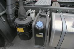 中国重汽 斯太尔M5G重卡 280马力 4X2牵引车(ZZ4181N361GD1)