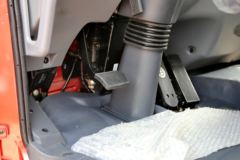 福田 瑞沃Q5中卡 168马力 4X2 6.7米栏板载货车(BJ1165VKPEG-1)