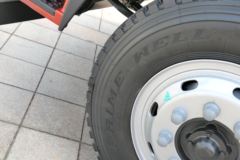 福田 瑞沃Q5中卡 168马力 4X2 6.7米栏板载货车(BJ1165VKPEG-1)