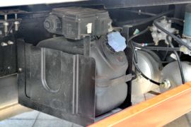 瑞沃Q5&nbsp;冷藏车底盘图片