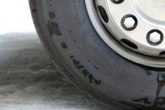 中国重汽 汕德卡SITRAK C5H重卡 340马力 8X4 9.5米飞翼式载货车(ZZ5316XXYN466GD1)