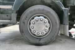 中国重汽 汕德卡SITRAK C5H重卡 340马力 8X4 9.5米飞翼式载货车(ZZ5316XXYN466GD1)