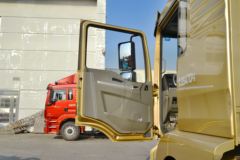 陕汽重卡 德龙新M3000 空柜版 220马力 4X2牵引车(SX4176MK361)