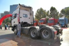 斯堪尼亚 G系列重卡 440马力 6X2R牵引车(型号G440 Streamline)