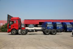 一汽解放 J6M重卡 320马力 8X4 9.5米栏板载货车底盘(CA1310P63K2L6T4E4)