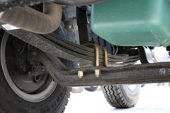 一汽解放 J6M重卡 320马力 8X4 9.5米栏板载货车底盘(CA1310P63K2L6T4E4)