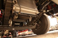 东风商用车 天锦中卡 180马力 4X2 6.75米排半仓栅式载货车(DFL5160CCQBX5)