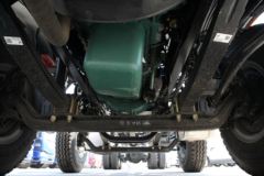 一汽解放 J6M重卡 320马力 8X4 9.5米栏板载货车底盘(CA1310P63K2L6T4E4)