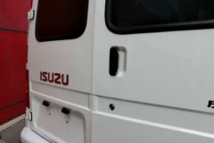 庆铃 五十铃100P 98马力 封闭厢式货车(QL65903HAR)