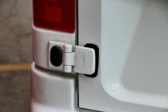 庆铃 五十铃100P 98马力 封闭厢式货车(QL65903HAR)
