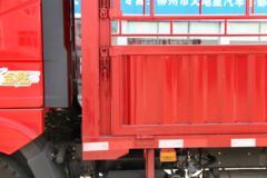 一汽柳特 金陆中卡 160马力 4X2 6.8米仓栅式载货车(LZT5260CCYPK2E4L3A95)
