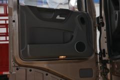 东风商用车 天龙旗舰KX 450马力 6X4牵引车(DFH4250C)