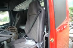 福田 欧曼GTL 6系重卡 超能版 350马力 8X4 9.5米载货车底盘(BJ5319CCY-XH) 福田 欧曼GTL 6系重卡 超能版 350马力 8X4 9.5米载货车底盘(BJ5319CCY-XH)