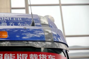 福田 欧曼GTL 6系重卡 山区标载型 超能版 350马力 8X4 9.5米翼展式载货车(BJ5319XYK-XA)外观图片