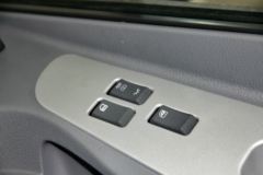 福田 欧曼GTL 9系重卡 山区型 400马力 8X4 9.5米载货车底盘(BJ5319CCY-XH)