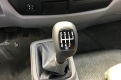 东风特商 115马力 4.17米单排栏板轻卡(EQ1040GF)