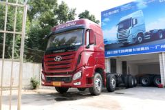 四川现代 创虎XCIENT重卡 410马力 8X4 9.3米排半载货车底盘(CHM1310KPQ80M)