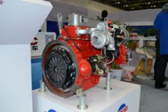 全柴4B2-95C50 95马力 2.55L 国五 柴油发动机