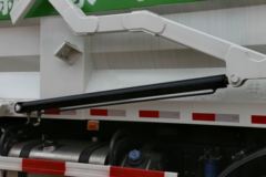 陕汽重卡 德龙新M3000 290马力 8X4 7.6米自卸车(压裂砂罐车)(SX3316HR406)