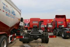 陕汽重卡 德龙新M3000 245马力 6X2载货车底盘(SX1256GK549)