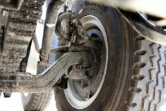 青岛解放 悍V重卡 220马力 6X2 载货车底盘(CA5250CCYP1K2L7T3E4A80-1)